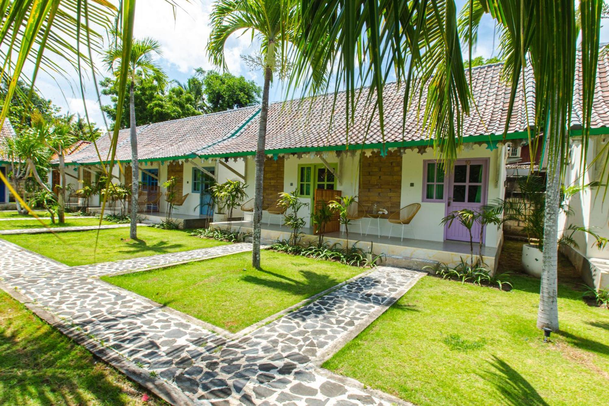 La Roja Bungalows Batununggul Exterior foto