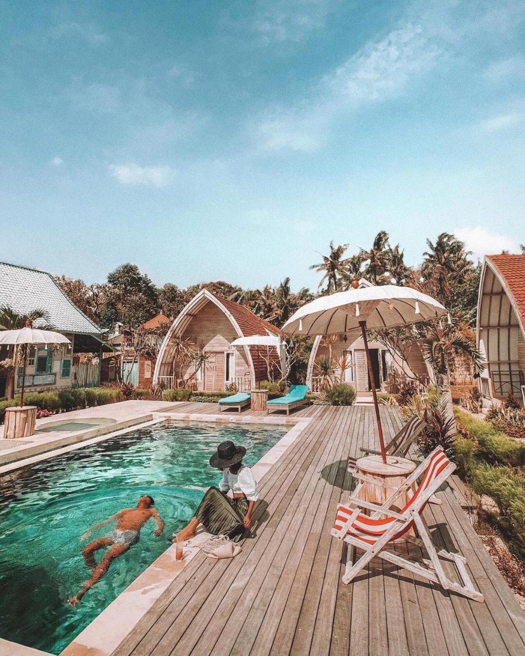 La Roja Bungalows Batununggul Exterior foto